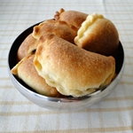 Wie man Kuchen in einer Mikrowelle backen