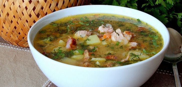 Wie man Erbsensuppe kocht