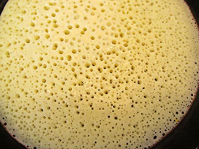 Wie man Pfannkuchen auf Jogurt kocht - die besten Rezepte mit einem Foto