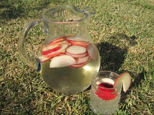 Wie man Sangria zu Hause zubereitet - Foto Rezept für Sangria Wein