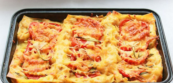 Wie man leckere vegetarische Lasagne zubereitet: ein Rezept für Gerichte von IKFA