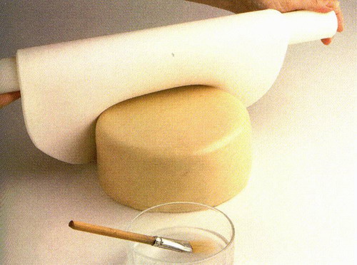 Wie man Mastix für Kuchen macht?