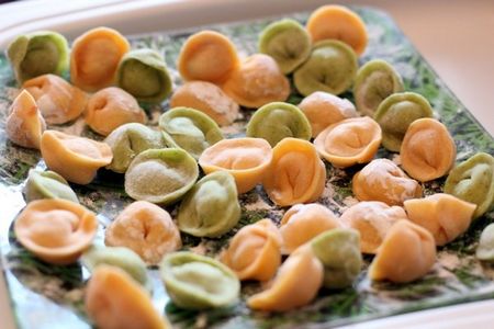 Wie man schmackhafte Knödel macht? Wie man schmackhafte Knödel macht?