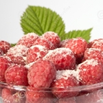 Wie man Himbeeren für den Winter mit Zucker einfrieren