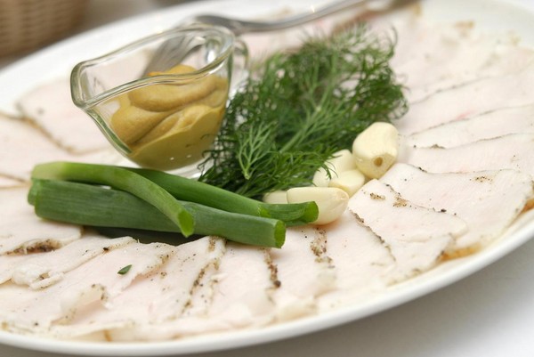 Wie man das Fett köstlich und schnell einzieht