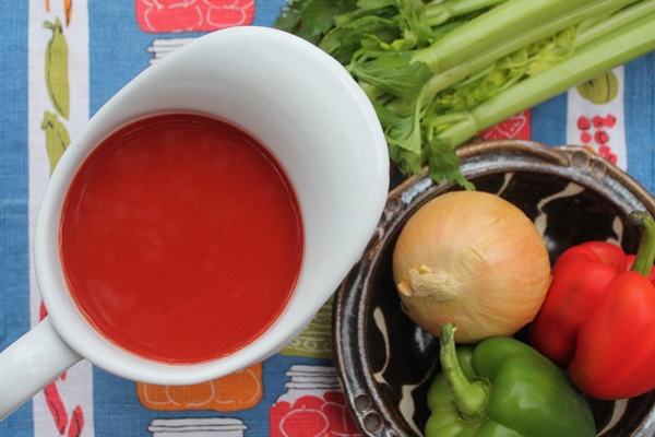 Ketchup mit eigenen Händen aus Tomaten: Schritt-für-Schritt-Rezepte für die Ernte für den Winter