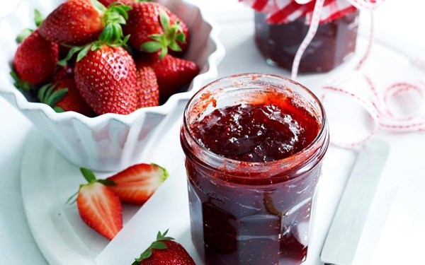 Köstliche dicke Erdbeermarmelade, Rezepte für den Winter