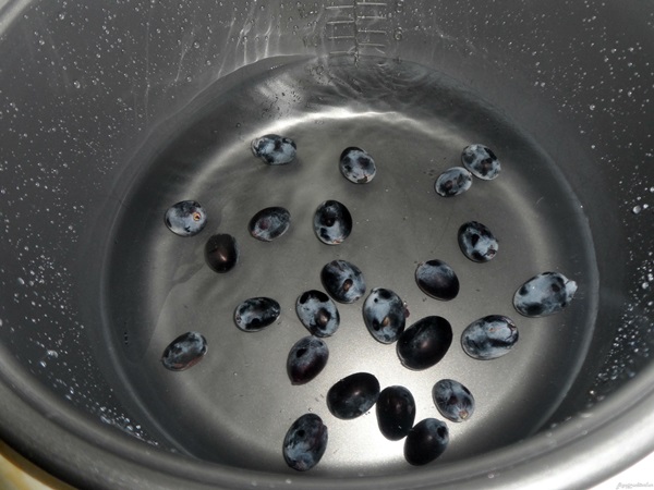Köstliches Kompott von Himbeeren für den Winter