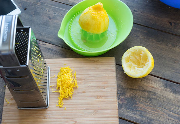 Einfaches Rezept: hausgemachte Zitronenplätzchen