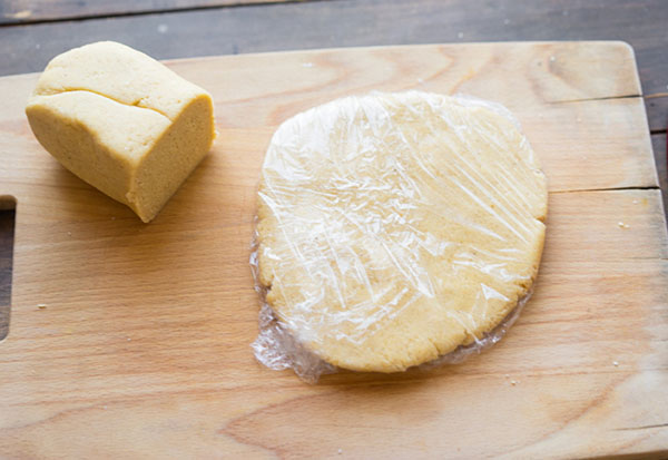 Einfaches Rezept für Neujahrskekse mit Gewürzen
