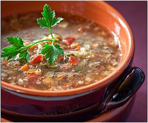Suppe mit Gemüse