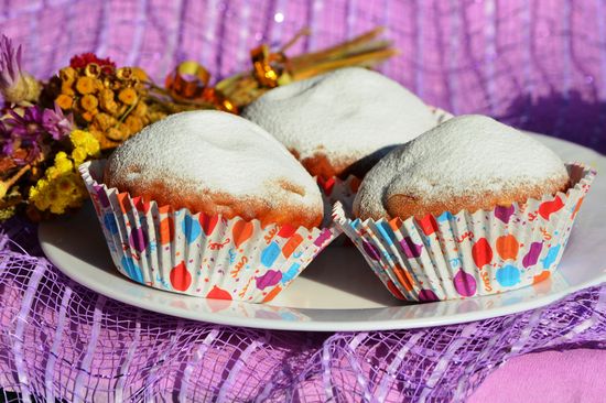 Schritt-für-Schritt-Rezept für Muffins mit Pflaumen