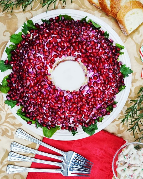 Menü für das Neujahr 2017 Hahn für Erwachsene und Kinder - was soll es interessant und festlich sein? Beste Gerichte für Neujahrs-Hahn, Rezepte mit Foto