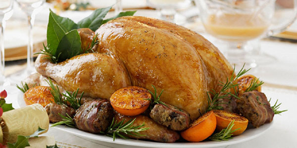 Menü für das Neujahr 2017 Hahn für Erwachsene und Kinder - was soll es interessant und festlich sein? Beste Gerichte für Neujahrs-Hahn, Rezepte mit Foto