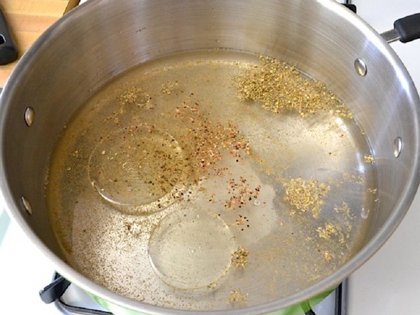 Karotten für den Winter in Dosen - auf Koreanisch, Lecho, Salat, Dressing - sehr leckere Rezepte mit Zwiebeln, Rüben, Pfeffer. Wie man Karotten für den Winter zu Hause hält
