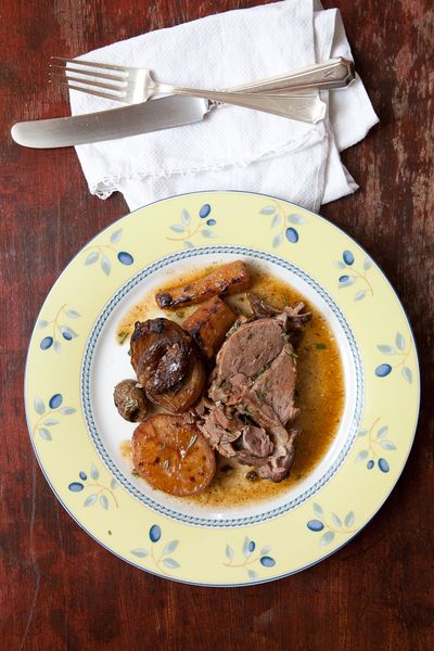 Fleisch mit Pflaumen im Multivarquet, ein festliches Rezept mit einem Foto