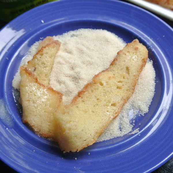 Sehr lecker Charlotte mit Äpfeln