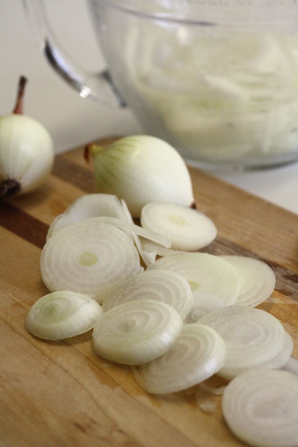 Einfache Rezepte für die Konservierung von Gurken für den Winter ohne Essig