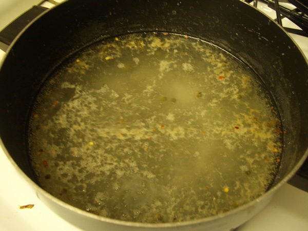 Tasty Gurken mit Knoblauch für den Winter