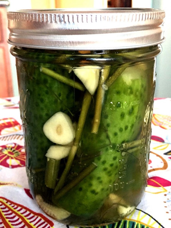 Tasty Gurken mit Knoblauch für den Winter