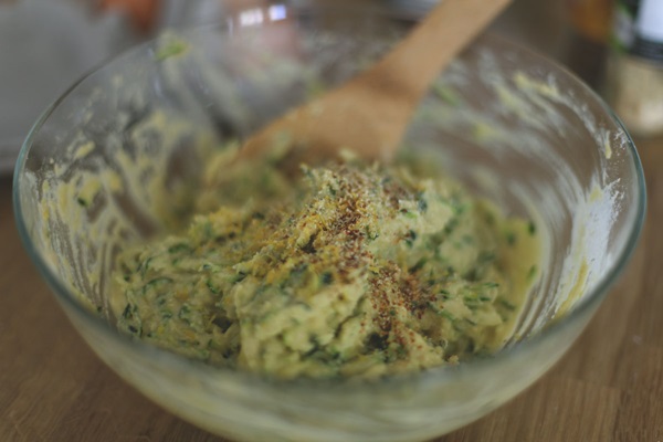Leckere Pfannkuchen aus Zucchini auf schnelle Rezepte