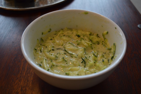 Leckere Pfannkuchen aus Zucchini auf schnelle Rezepte