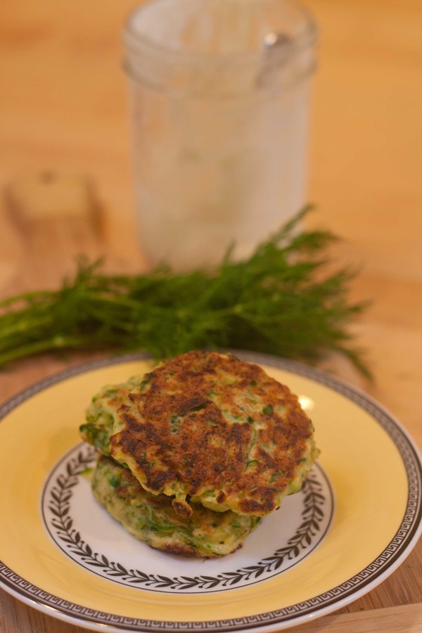 Leckere Pfannkuchen aus Zucchini auf schnelle Rezepte