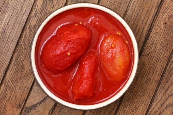 Tomaten im eigenen Saft für den Winter, Rezepte mit Fotos