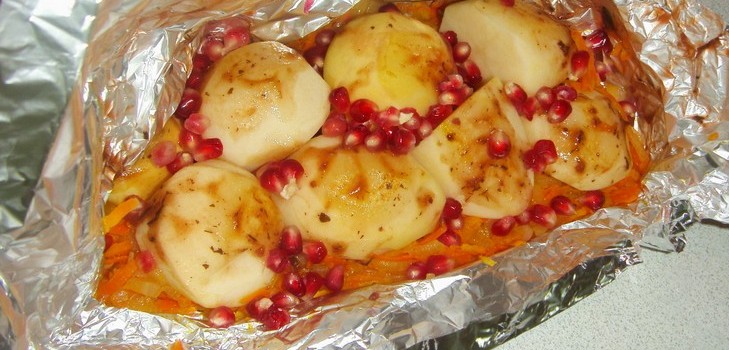 Wie man köstliche gebackene Kartoffeln kocht