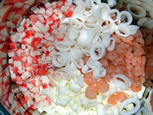 Garnelensalat mit Krabbenstäbchen
