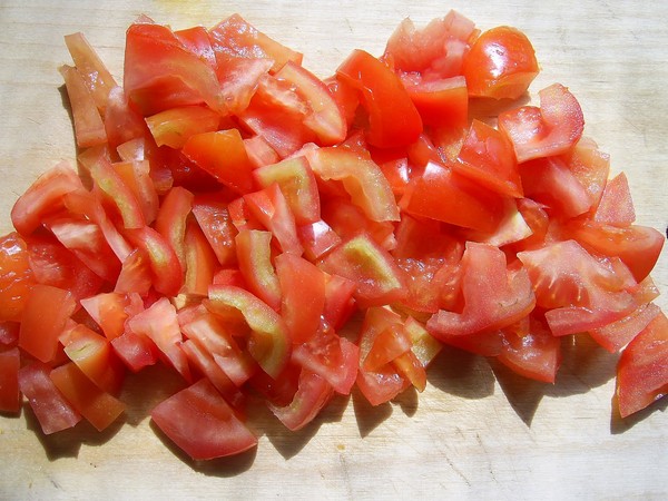 Salat mit Bohnenkonserven: köstliche und einfache Rezepte 