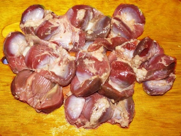 Salat aus Hühnchenmägen