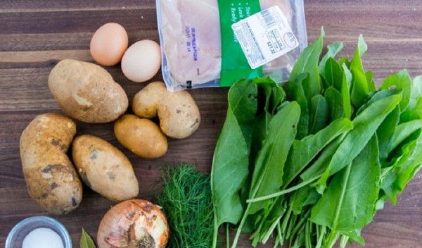 Grüner Heiler: die besten hausgemachten Rezepte von Sauerampfer