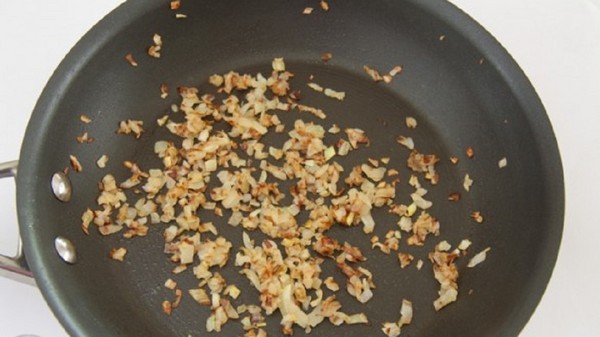 Grüner Heiler: die besten hausgemachten Rezepte von Sauerampfer