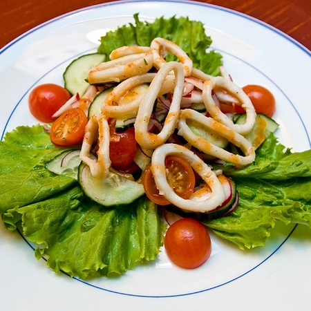 Fasten Tischdekoration - Tintenfisch Salat
