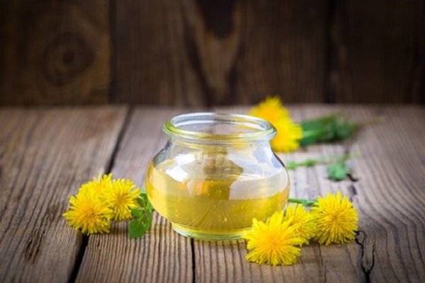 Marmelade und Honig aus Löwenzahn mit Zitronensäure und ohne Säure