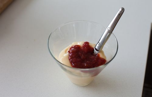 Marmelade mit Rhabarber-Erdbeeren