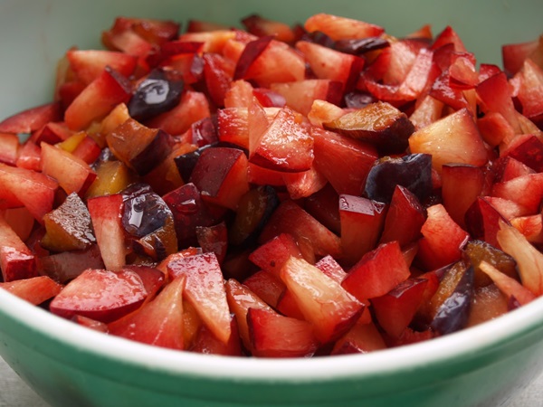 Wie man Marmelade aus einer Pflaume mit einem Stein bäckt und entkernt - einfache Rezepte