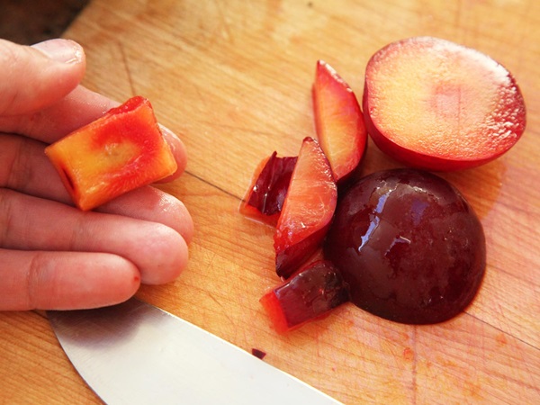 Wie man Marmelade aus einer Pflaume mit einem Stein bäckt und entkernt - einfache Rezepte