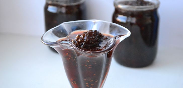 Marmelade aus Tannenzapfen