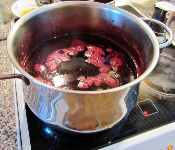 Köstliches Gelee von der schwarzen Johannisbeere - Rezepte