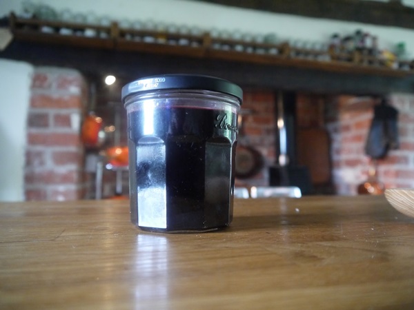 Köstliches Gelee von der schwarzen Johannisbeere - Rezepte