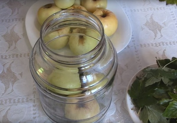 Äpfel für den Winter in den Banken - Knüppel und Rezepte - getränkt und Wedges, Kompott, Marmelade, Kuchen Billet. Wie man Äpfel im Winter zu Hause behält