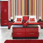 Innen in rot
