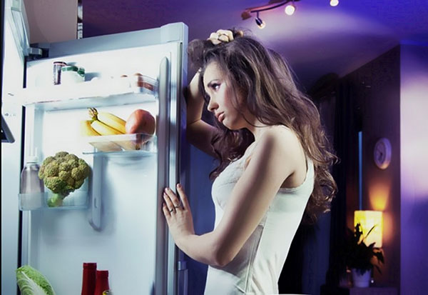 Wie man schlank essen und bleiben kann: Die Geheimnisse eines späten Abendessens