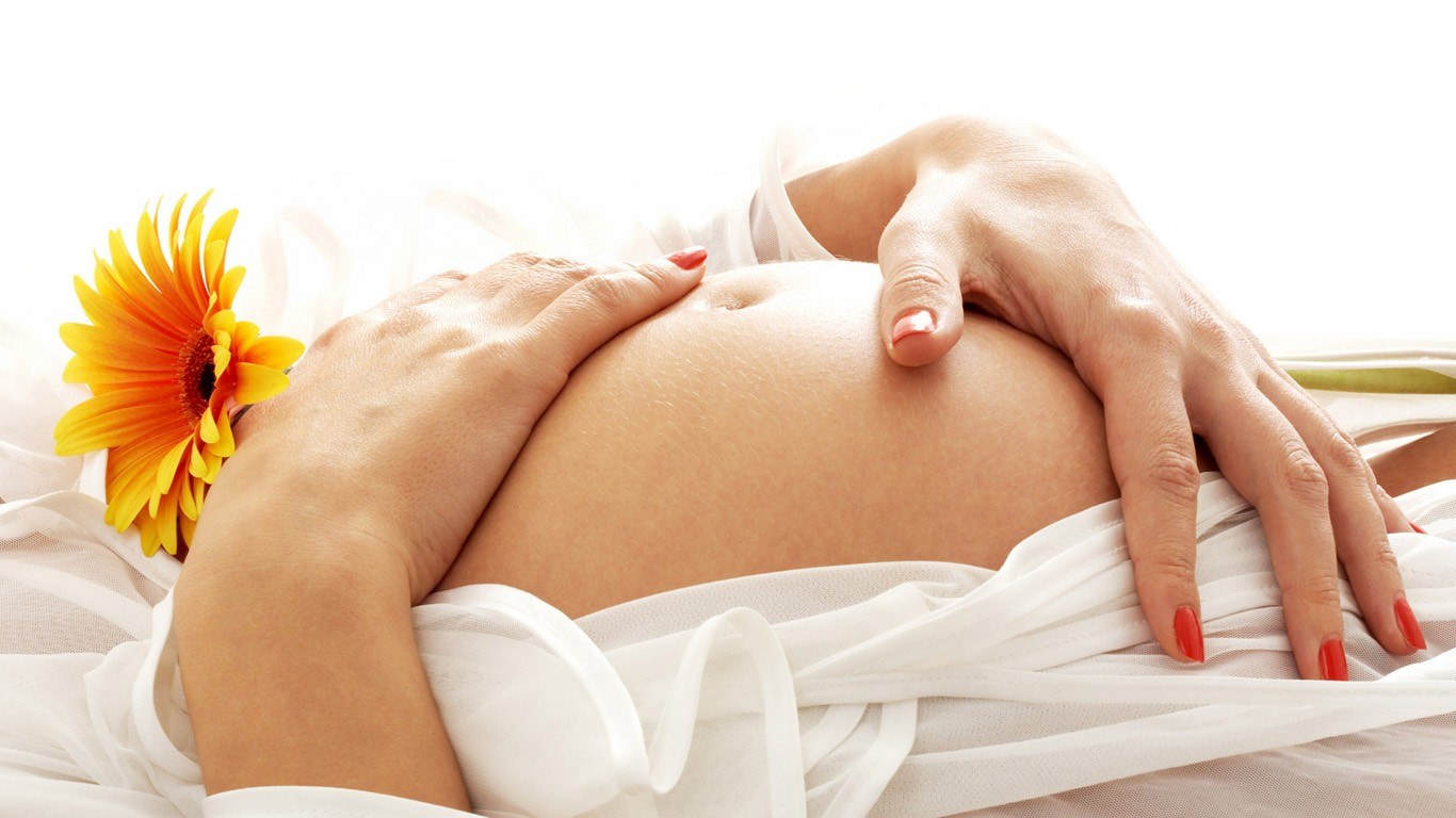 Bauch der Frau