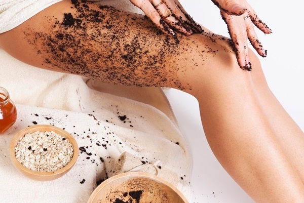 Wie man Cellulite von Lashek entfernt