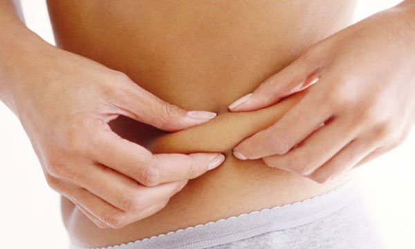 Wie man den Bauch und die Seiten reinigt