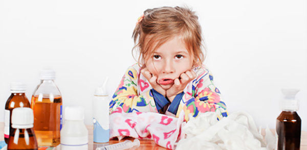 Behandlung von Influenza und SARS bei Erwachsenen zu Hause: kostengünstige Medikamente und Volksheilmittel. Der Rat von Doktor Komarovsky zur Behandlung der Influenza bei Kindern