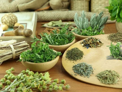 Lösung zur Inhalation: Gebrauchsanweisung im Vernebler. Lösungen zur Inhalation bei Bronchitis.